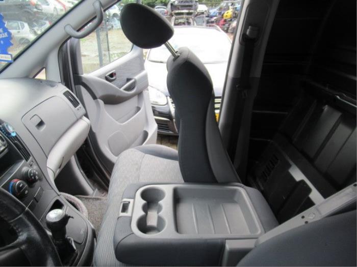 Hyundai H-300 2.5 CRDi Sloopvoertuig (2009, Grijs)