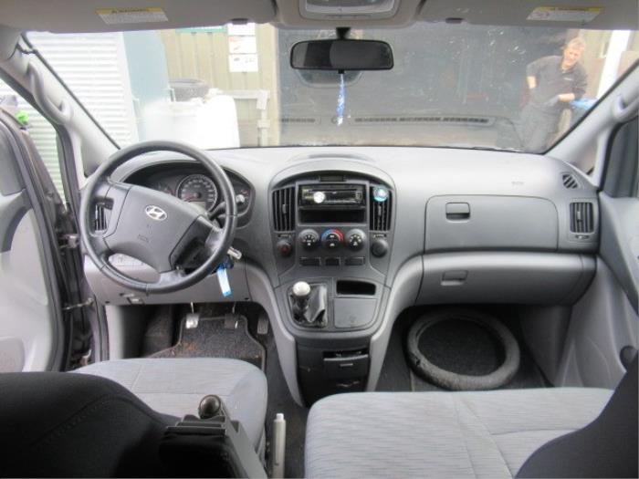 Hyundai H-300 2.5 CRDi Sloopvoertuig (2009, Grijs)