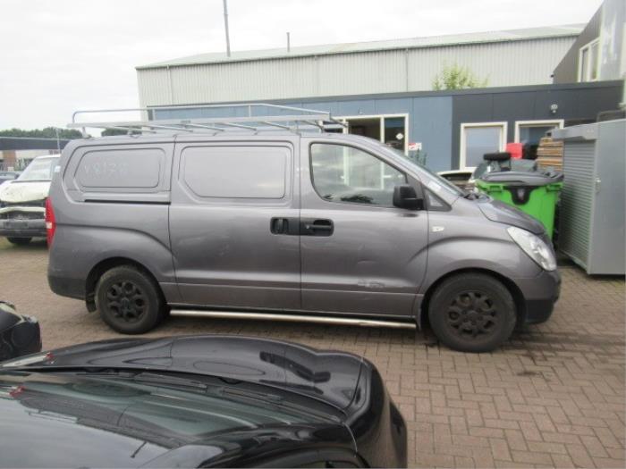 Hyundai H-300 2.5 CRDi Sloopvoertuig (2009, Grijs)