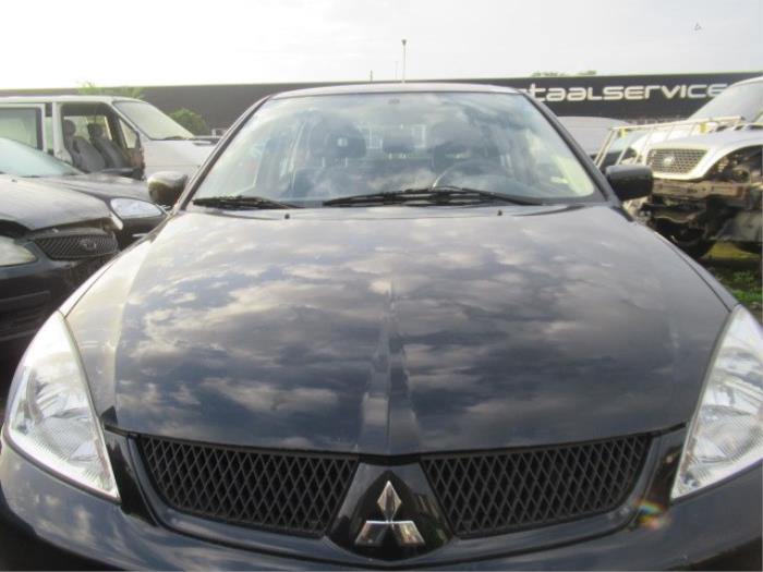 Mitsubishi Lancer Wagon 1.6 16V Sloopvoertuig (2006, Zwart)