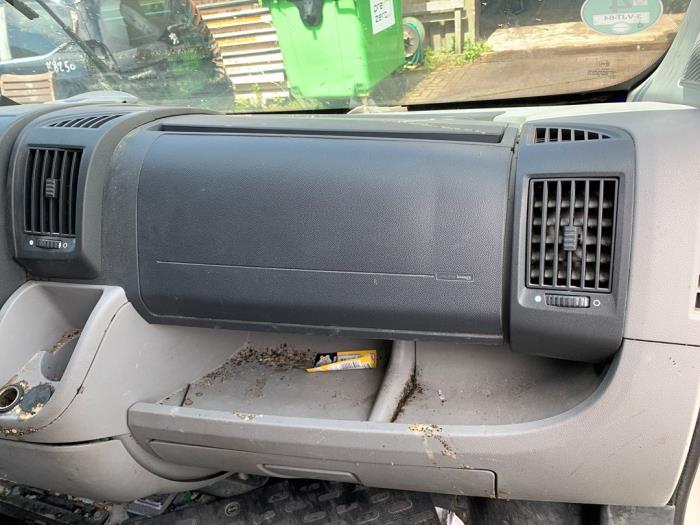 Peugeot Boxer 3.0 HDi 160 Euro 4 Sloopvoertuig (2010, Wit)