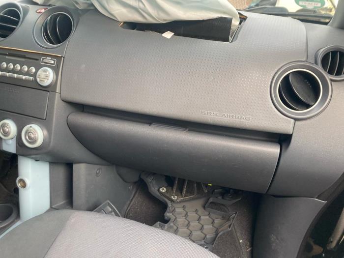 Mitsubishi Colt 1.3 16V Sloopvoertuig (2006, Zwart)