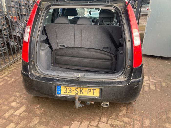 Mitsubishi Colt 1.3 16V Sloopvoertuig (2006, Zwart)