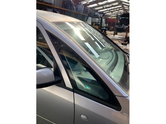 Opel Meriva 1.4 16V Twinport Sloopvoertuig (2008, Zilvergrijs)