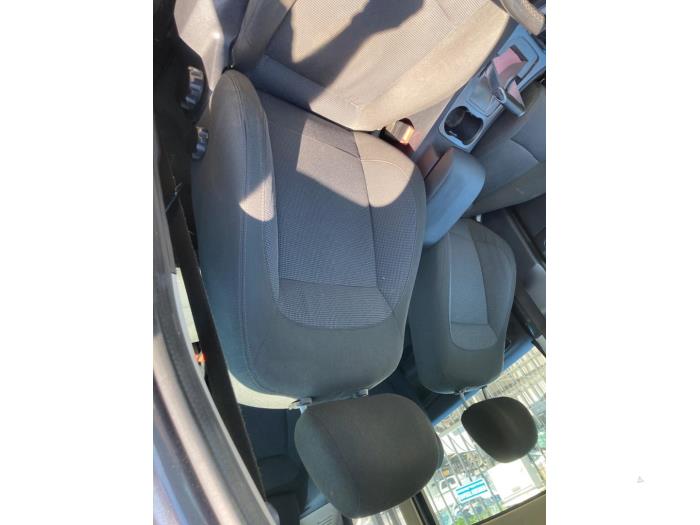 Ford S-Max 2.0 16V Sloopvoertuig (2006, Grijs)