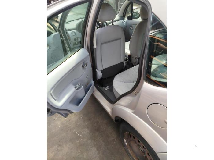 Citroen C3 1.1 Sloopvoertuig (2005, Beige)