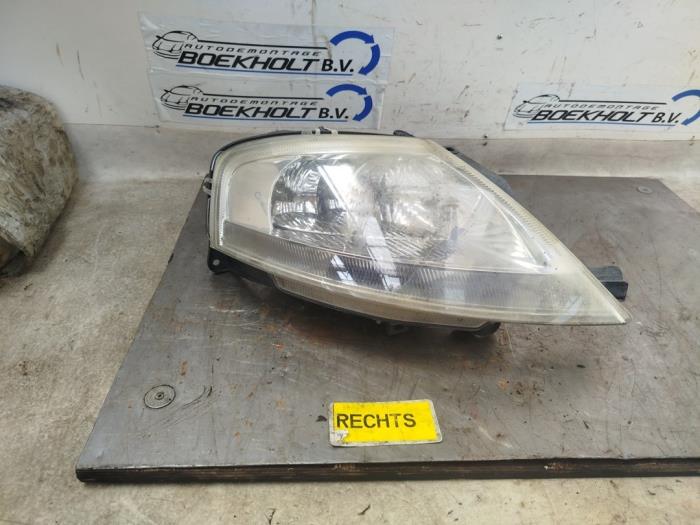 Citroen C3 1.1 Sloopvoertuig (2005, Beige)