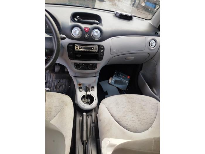 Citroen C3 1.1 Sloopvoertuig (2005, Beige)