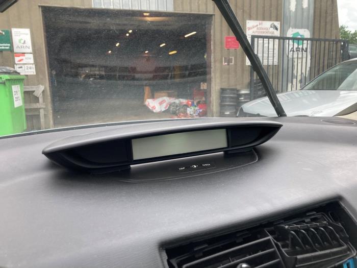 Citroen C4 Berline 1.6 16V Sloopvoertuig (2008, Grijs)