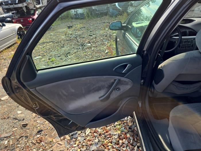 Citroen C5 II Berline 2.0 16V Sloopvoertuig (2005, Grijs)