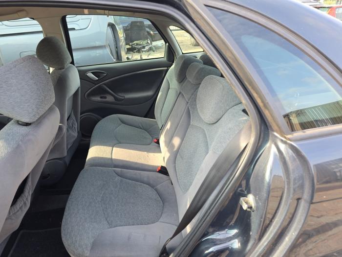 Citroen C5 II Berline 2.0 16V Sloopvoertuig (2005, Grijs)