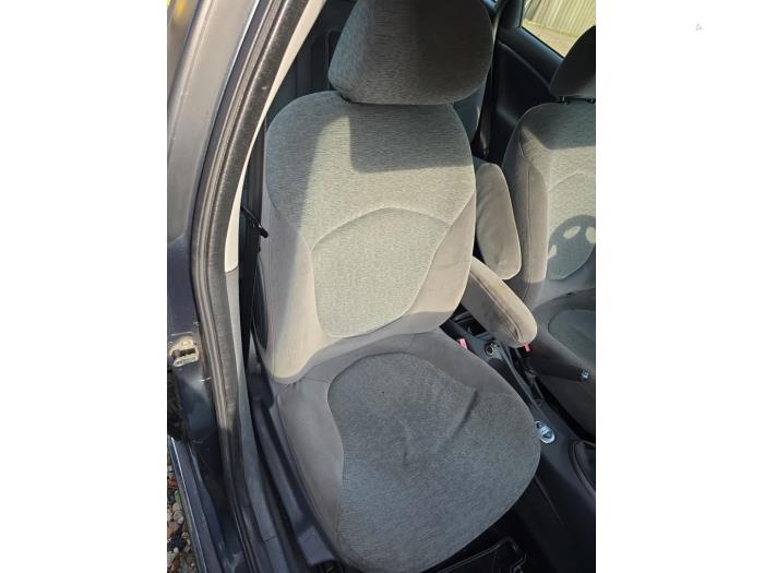 Citroen C5 II Berline 2.0 16V Sloopvoertuig (2005, Grijs)