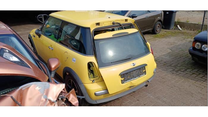 BMW Mini One/Cooper 1.6 16V One Sloopvoertuig (2002, Geel)