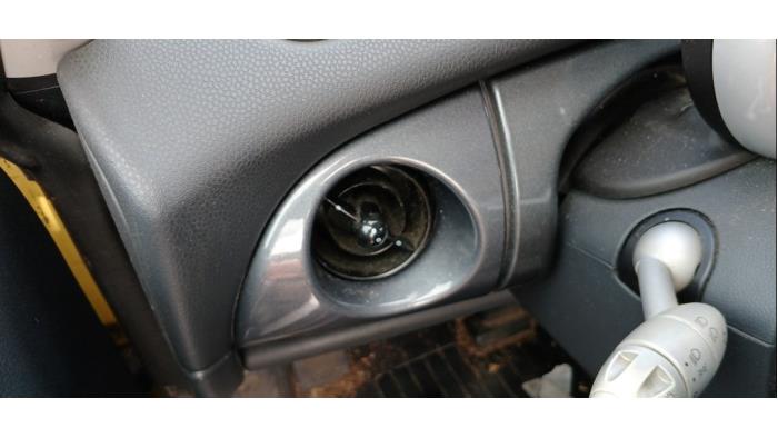 BMW Mini One/Cooper 1.6 16V One Sloopvoertuig (2002, Geel)