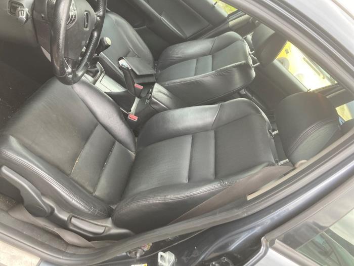 Honda Accord Tourer 2.2 CTDi 16V Sloopvoertuig (2004, Grijs)