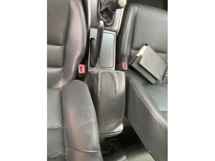 Honda Accord Tourer 2.2 CTDi 16V Sloopvoertuig (2004, Grijs)