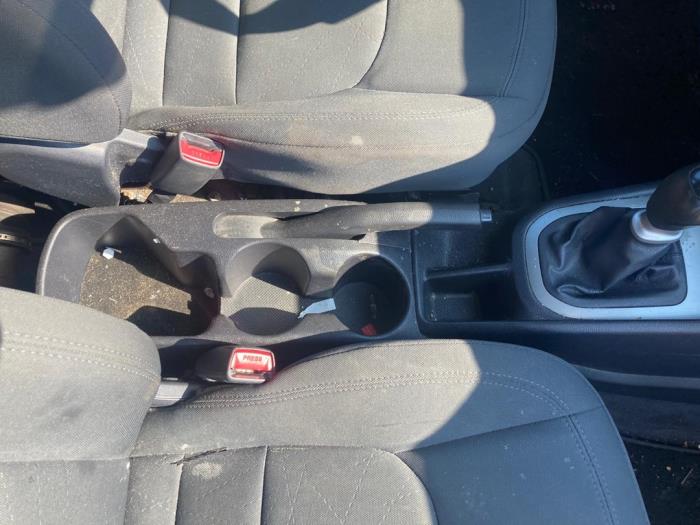 Kia Rio III 1.1 CRDi VGT 12V Sloopvoertuig (2012, Zwart)