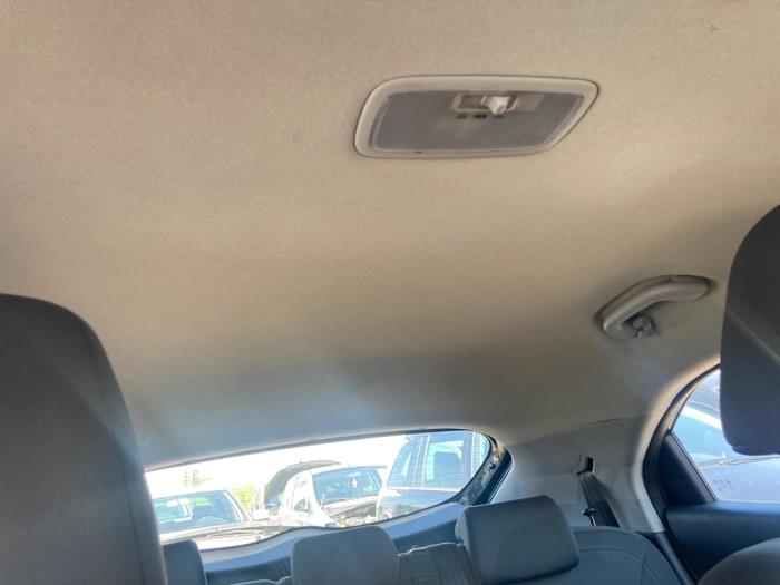 Kia Rio III 1.1 CRDi VGT 12V Sloopvoertuig (2012, Zwart)