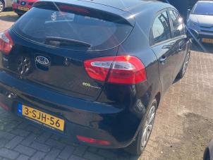 Kia Rio III 1.1 CRDi VGT 12V Sloopvoertuig (2012, Zwart)