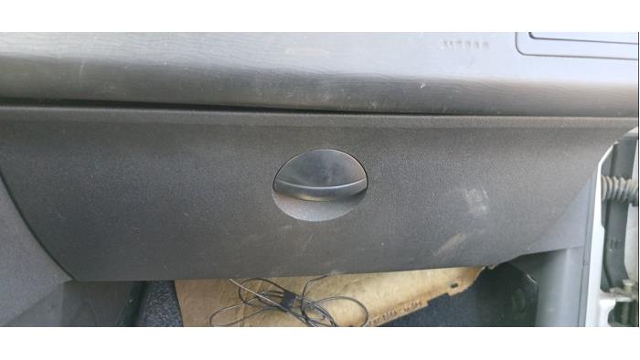 Citroen C4 Berline 1.6 16V Sloopvoertuig (2005, Grijs)