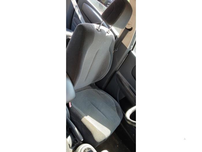 Citroen C4 Berline 1.6 16V Sloopvoertuig (2005, Grijs)