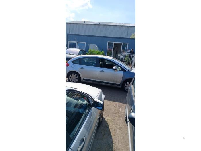 Citroen C4 Berline 1.6 16V Sloopvoertuig (2005, Grijs)