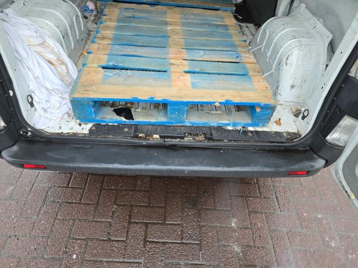 Nissan Primastar 1.9 dCi 80 Sloopvoertuig (2006, Wit)