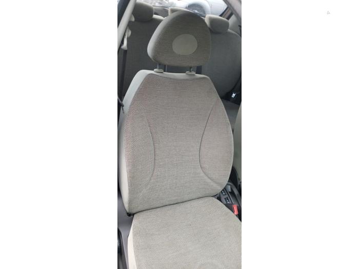 Nissan Micra 1.2 16V Sloopvoertuig (2007, Bruin)