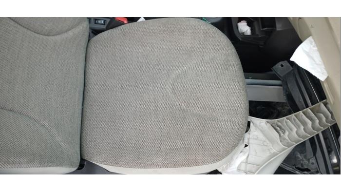 Nissan Micra 1.2 16V Sloopvoertuig (2007, Bruin)