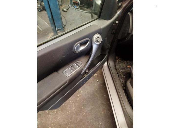 Renault Megane II 1.6 16V Sloopvoertuig (2006, Grijs)