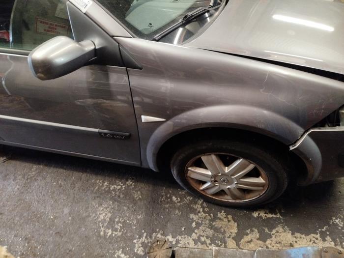 Renault Megane II 1.6 16V Sloopvoertuig (2006, Grijs)