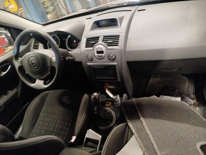 Renault Megane II 1.6 16V Sloopvoertuig (2006, Grijs)