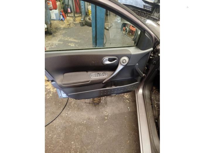 Renault Megane II 1.6 16V Sloopvoertuig (2006, Grijs)