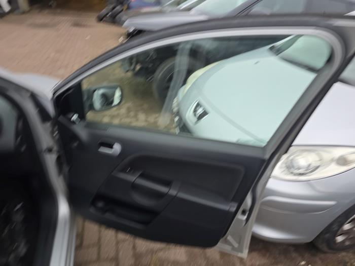 Ford Fiesta 5 1.3 Sloopvoertuig (2005, Grijs)