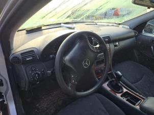 Mercedes C-Klasse Sloopvoertuig (2003, Grijs)