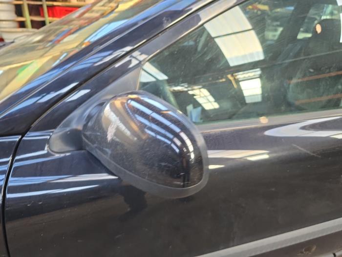 Volvo V70 2.4 D5 20V Sloopvoertuig (2003, Zwart)