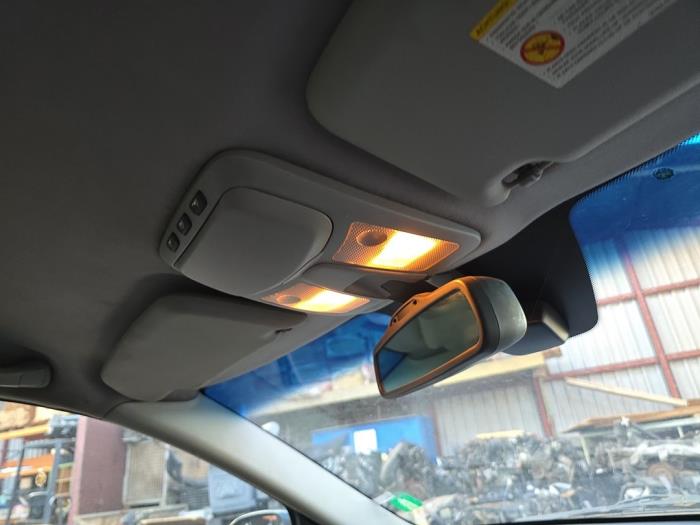 Volvo V70 2.4 D5 20V Sloopvoertuig (2003, Zwart)