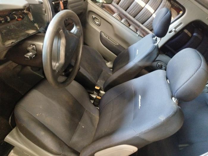 Suzuki Wagon-R+ 1.3 16V Sloopvoertuig (2002, Grijs)