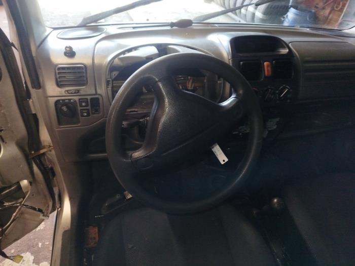 Suzuki Wagon-R+ 1.3 16V Sloopvoertuig (2002, Grijs)