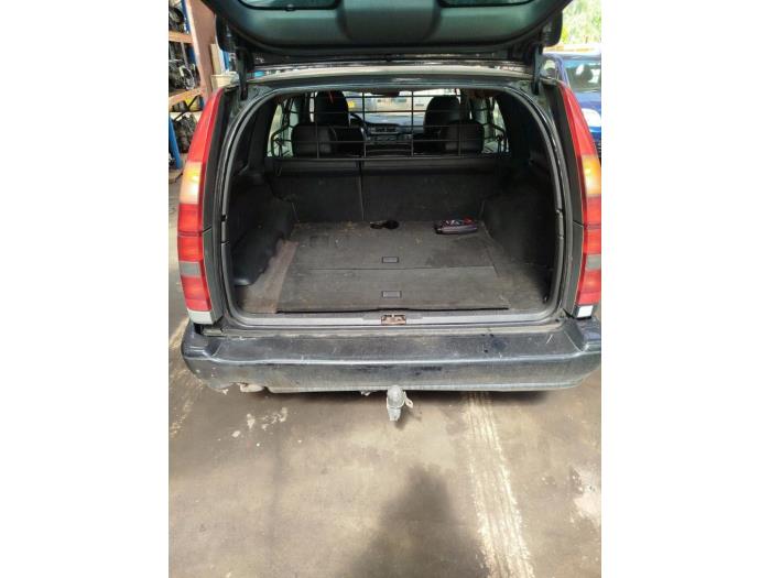Volvo V70 2.5 TDI Sloopvoertuig (2000, Zwart)
