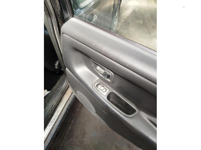Volvo V70 2.5 TDI Sloopvoertuig (2000, Zwart)
