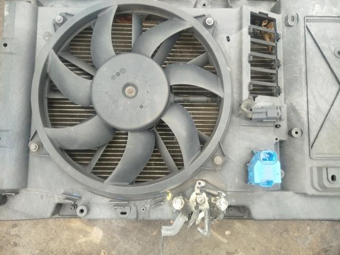 Peugeot 308 1.6 VTI 16V Sloopvoertuig (2009, Grijs)