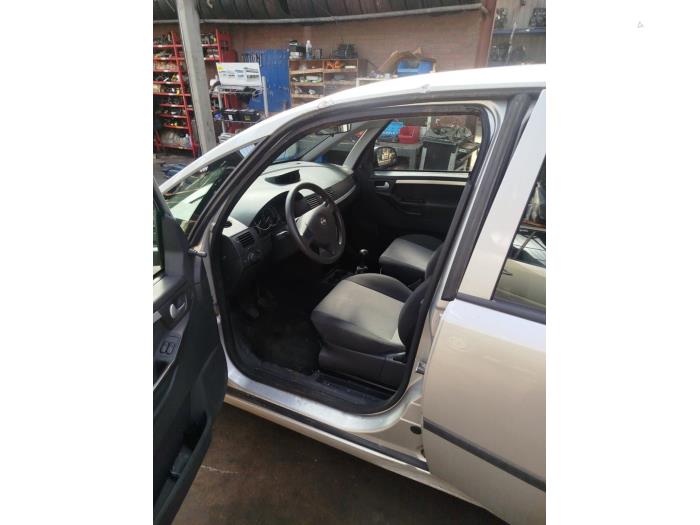 Opel Meriva 1.6 Sloopvoertuig (2004, Grijs)