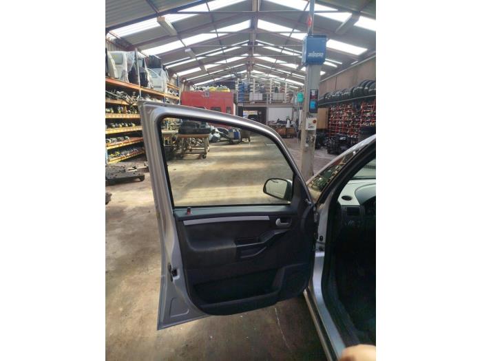 Opel Meriva 1.6 Sloopvoertuig (2004, Grijs)