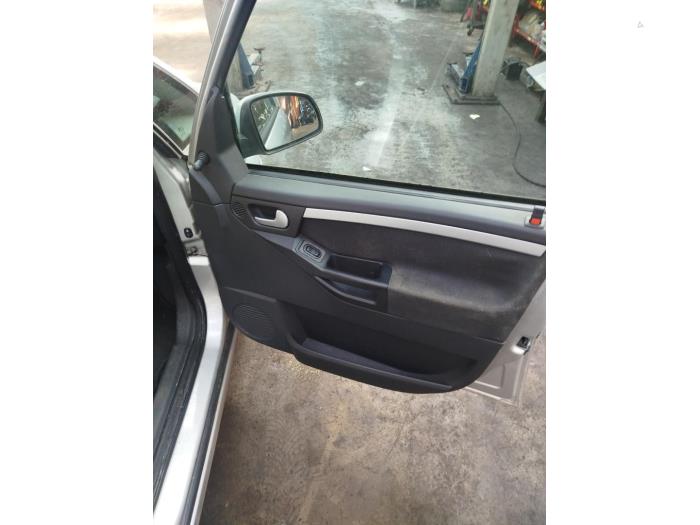 Opel Meriva 1.6 Sloopvoertuig (2004, Grijs)