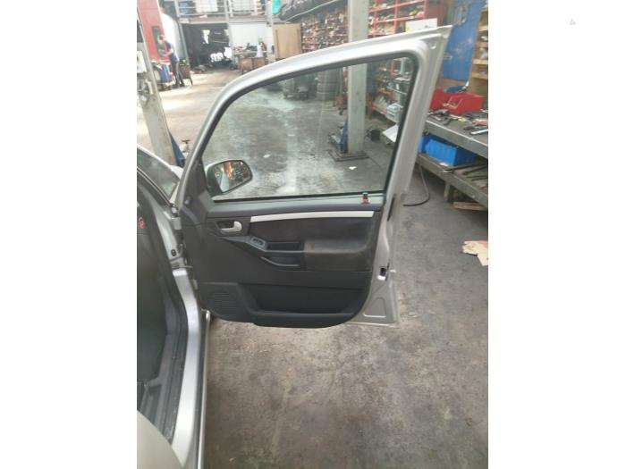 Opel Meriva 1.6 Sloopvoertuig (2004, Grijs)