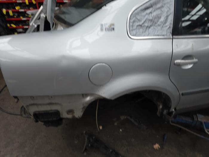 Volkswagen Passat 2.0 Sloopvoertuig (2001, Grijs)