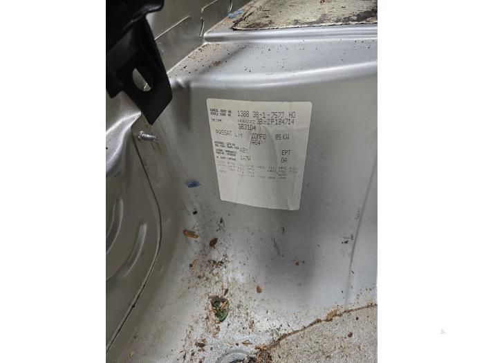 Volkswagen Passat 2.0 Sloopvoertuig (2001, Grijs)