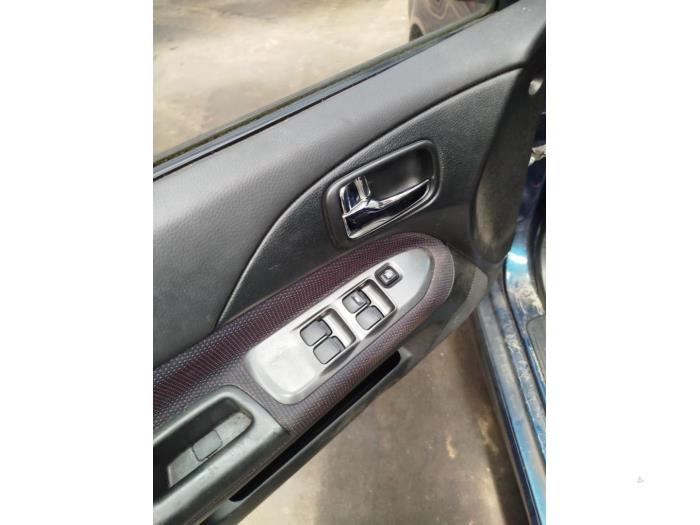 Mitsubishi Lancer Wagon 1.6 16V Sloopvoertuig (2008, Donker, Blauw)