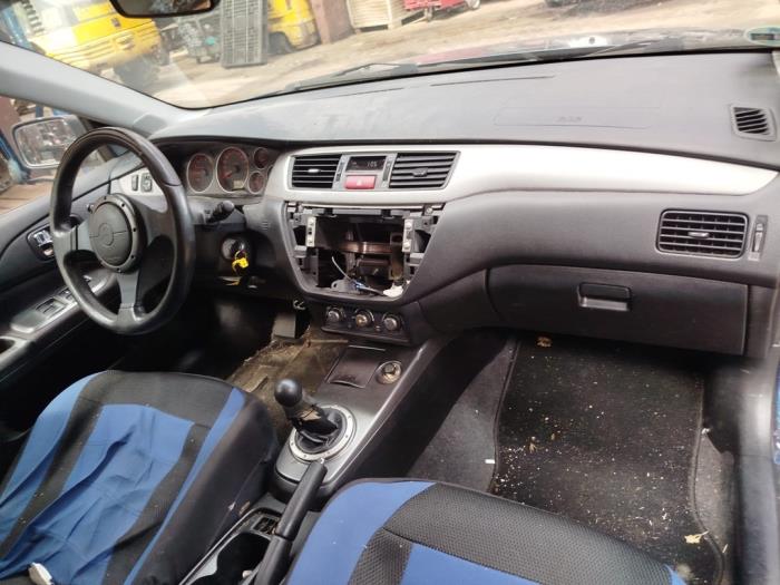 Mitsubishi Lancer Wagon 1.6 16V Sloopvoertuig (2008, Donker, Blauw)